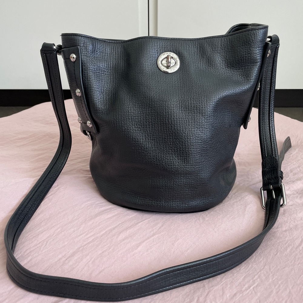 Marc Jacobs Black Leather Bucket Bag